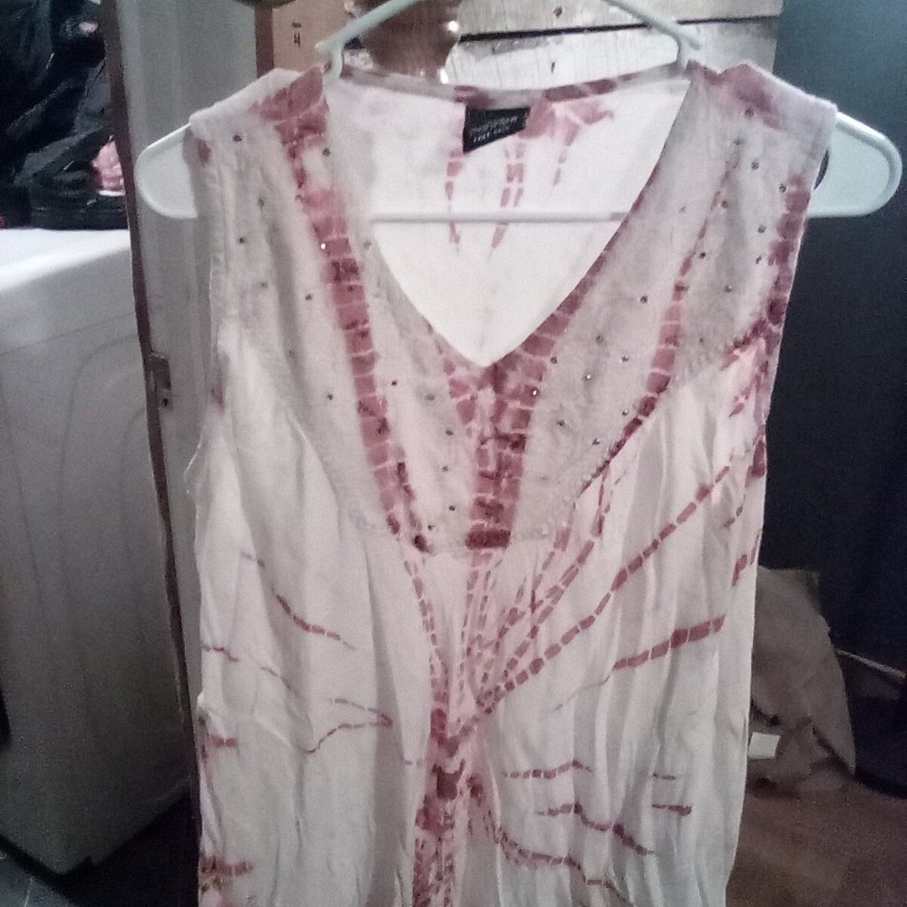 Shirt - Picture 2 of 3